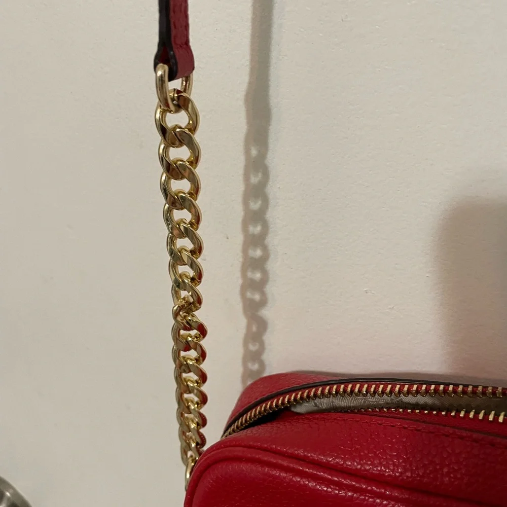 Michael Kors Red Fulton Pebbled Leather Crossbody Bag zip top chain/Buckle strap